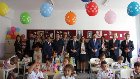 2017-2018 Eğitim Öğretim Yılı İlköğretim Haftası Kutlama Programı Erenköy Şehit Orhun Göytan İlkokulunda gerçekleştirildi. 