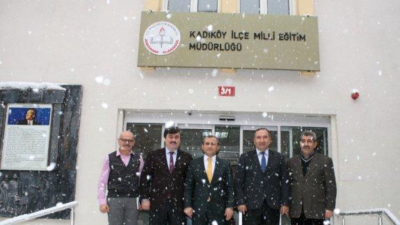 Kadıköy Kaymakamımız Tuncay SONEL Kadıköy İlçe Milli Eğitim Müdürlüğümüzü ziyaret etmiştir.