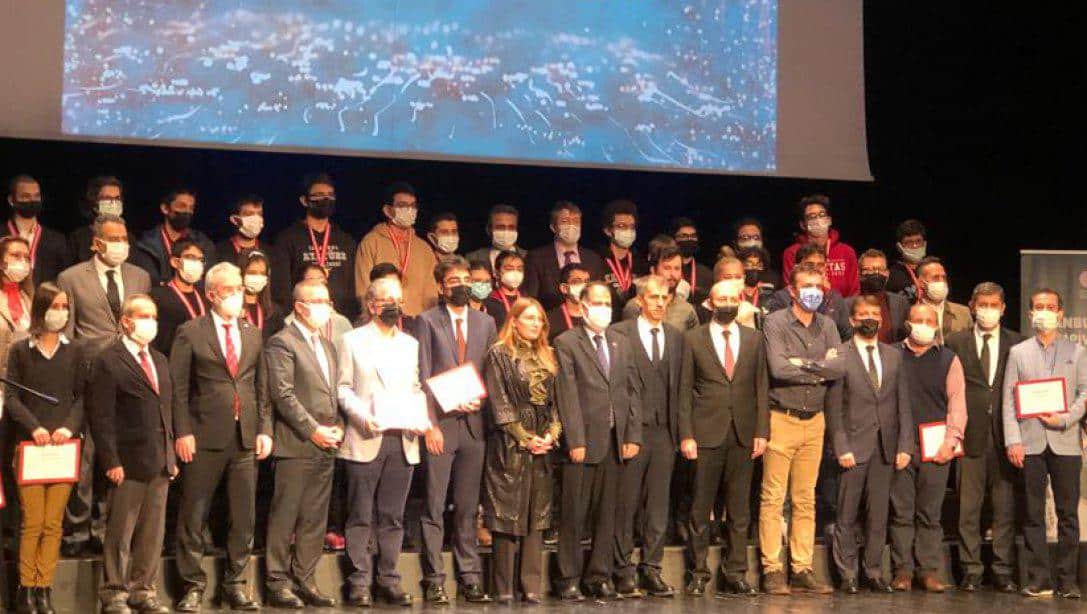 İstanbul Bilim Olimpiyatlarında Okullarımızdan Büyük Başarı